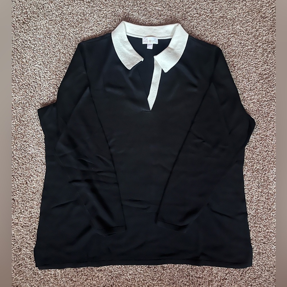 LIKE NEW Belle by Kim Gravel Black Top with Cream Collar